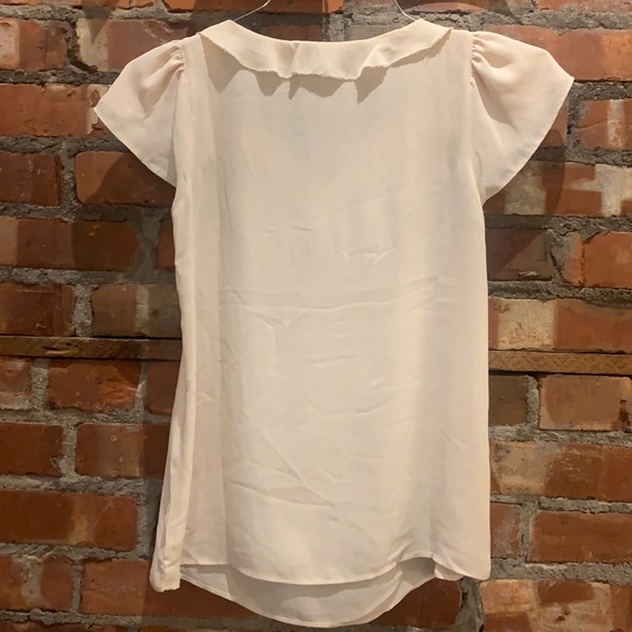 Ann Taylor -Loft. Beige colored polyester blouse with ruffles and tie. - XSP - Picture 3 of 4